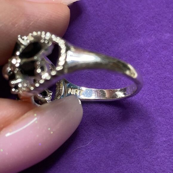 💛 Classic Avon NRT Black Flower Rhinestone Ring - Picture 3 of 5